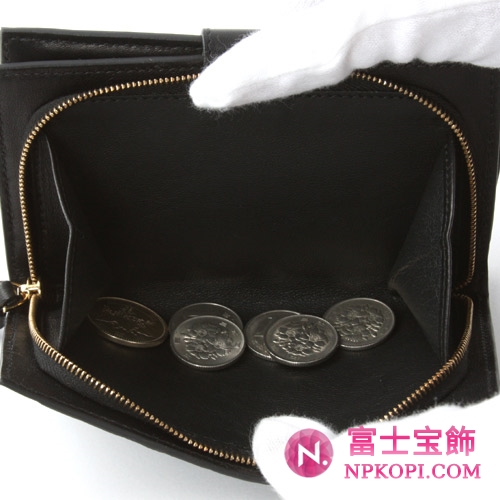 ボッテガヴェネタ シープスキン 二つ折財布 ブラック 121060V00131000 